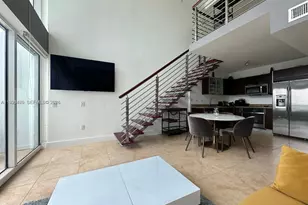 41 SE 5th St, Miami, FL 33131 - Photo 3