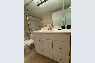 5601 Collins Ave #1219, Miami Beach, FL 33140 - Photo 27