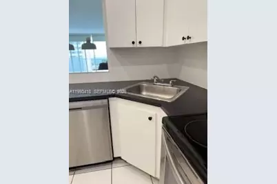 5601 Collins Ave #1219, Miami Beach, FL 33140 - Photo 31