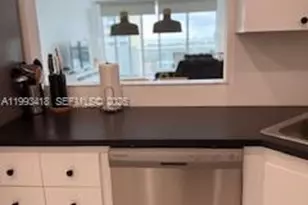 5601 Collins Ave, Miami Beach, FL 33140 - Photo 29