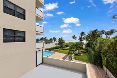 1623 Collins Ave #318, Miami Beach, FL 33139 - Photo 25