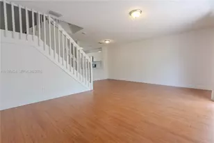 719 NW 208th Way, Pembroke Pines, FL 33029 - Photo 7