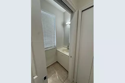 1403 SE 27 Ct, Homestead, FL 33035 - Photo 11