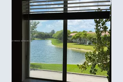 1403 SE 27th Ct, Homestead, FL 33035 - Photo 1