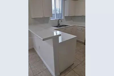 1403 SE 27th Ct, Homestead, FL 33035 - Photo 5