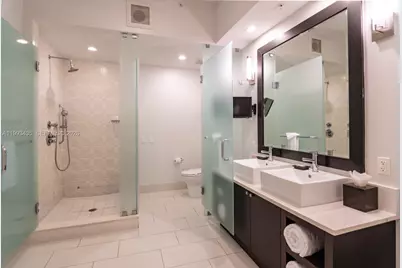 5300 NW 87th Ave #310, Doral, FL 33178 - Photo 17