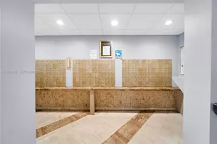 3800 Hillcrest Dr, Hollywood, FL 33021 - Photo 31