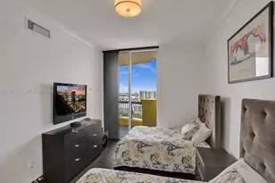 17875 Collins Ave, Sunny Isles Beach, FL 33160 - Photo 35