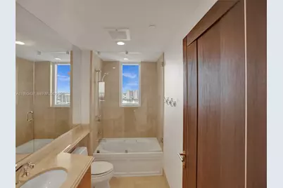 17875 Collins Ave #3005, Sunny Isles Beach, FL 33160 - Photo 33
