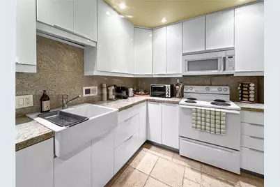 10185 Collins Ave #502, Bal Harbour, FL 33154 - Photo 11
