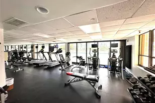 10185 Collins Ave, Bal Harbour, FL 33154 - Photo 21