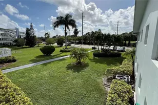 306 Newport T, Deerfield Beach, FL 33442 - Photo 13