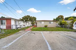 7261 SW 21st St, Miami, FL 33155 - Photo 13