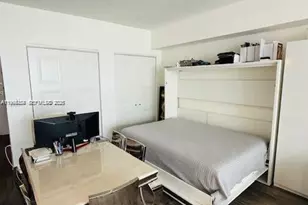 475 Brickell Ave, Miami, FL 33131 - Photo 7
