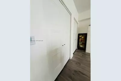 475 Brickell Ave #4910, Miami, FL 33131 - Photo 9