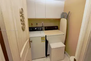 3530 Mystic Pointe Dr, Aventura, FL 33180 - Photo 19