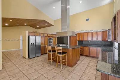 7997 SW 76th Avenue, Miami, FL 33143 - Photo 13