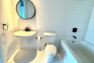 10 SW South River Dr, Miami, FL 33130 - Photo 13