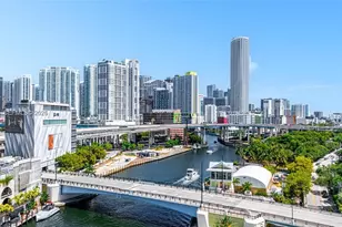 10 SW South River Dr, Miami, FL 33130 - Photo 17