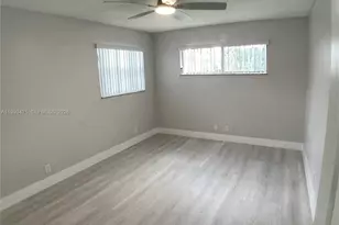 6990 NW 17th St, Margate, FL 33063 - Photo 11