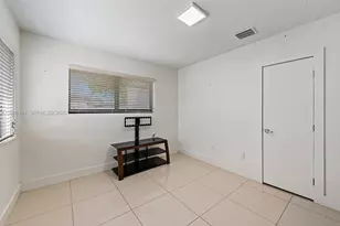 1911 NW 30th St, Miami, FL 33142 - Photo 5