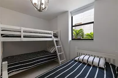 1621 Collins Ave #206, Miami Beach, FL 33139 - Photo 9