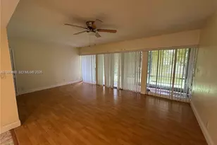 8005 Lagos De Campo Blvd, Tamarac, FL 33321 - Photo 11
