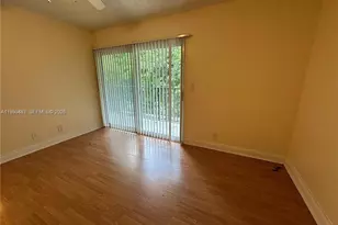 8005 Lagos De Campo Blvd, Tamarac, FL 33321 - Photo 9