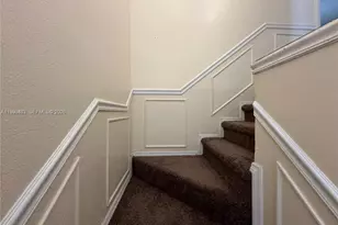 8005 Lagos De Campo Blvd, Tamarac, FL 33321 - Photo 7