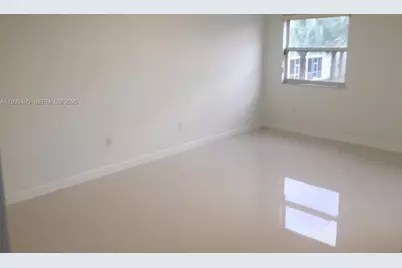 10750 NW 66th St #203, Doral, FL 33178 - Photo 39