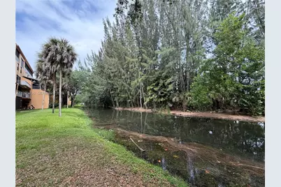 400 Commodore Dr #101, Plantation, FL 33325 - Photo 37