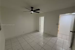 400 Commodore Dr, Plantation, FL 33325 - Photo 13