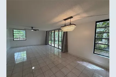400 Commodore Dr #101, Plantation, FL 33325 - Photo 19