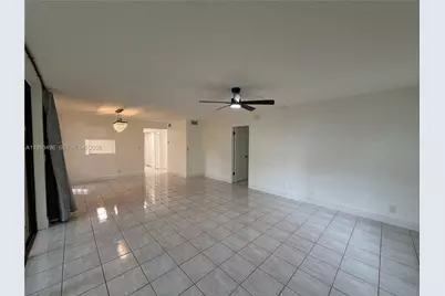 400 Commodore Dr #101, Plantation, FL 33325 - Photo 23