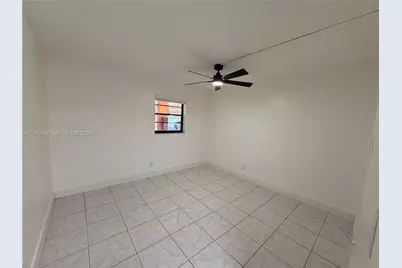 400 Commodore Dr #101, Plantation, FL 33325 - Photo 11