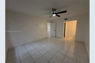 400 Commodore Dr #101, Plantation, FL 33325 - Photo 27
