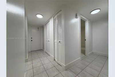 400 Commodore Dr #101, Plantation, FL 33325 - Photo 3