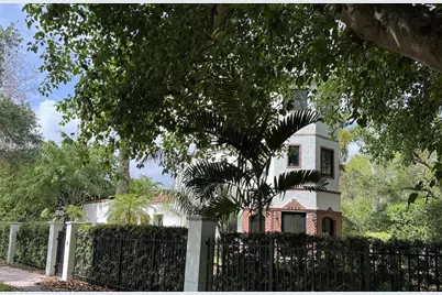 6825 Riviera Dr, Coral Gables, FL 33146 - Photo 3