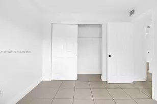 9730 Hammocks Blvd, Miami, FL 33196 - Photo 17