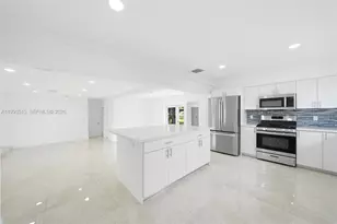 2410 NW 155th Terrace, Miami Gardens, FL 33054 - Photo 11