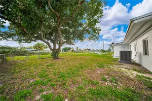 2410 NW 155th Terrace, Miami Gardens, FL 33054 - Photo 43