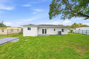 2410 NW 155th Terrace, Miami Gardens, FL 33054 - Photo 25