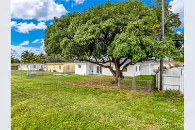 2410 NW 155th Ter, Miami Gardens, FL 33054 - Photo 41