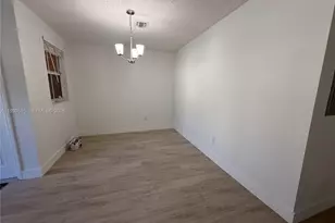 4282 NE 9th St, Homestead, FL 33033 - Photo 7