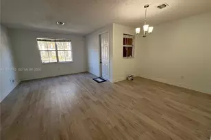 4282 NE 9th St, Homestead, FL 33033 - Photo 5