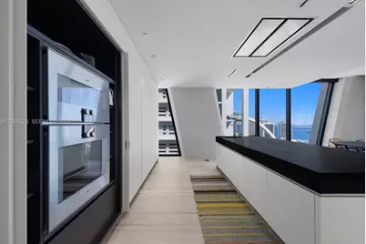 1000 Biscayne Blvd #2702, Miami, FL 33132 - Photo 25