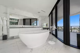 1000 Biscayne Blvd, Miami, FL 33132 - Photo 43