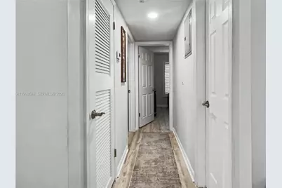 2270 NE 68th St #1901, Fort Lauderdale, FL 33308 - Photo 9