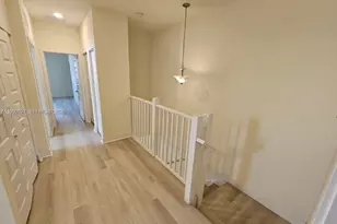 15819 NW 91st Ct, Miami Lakes, FL 33018 - Photo 7