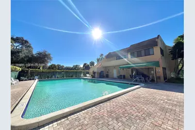 400 Commodore Dr #101, Plantation, FL 33325 - Photo 43